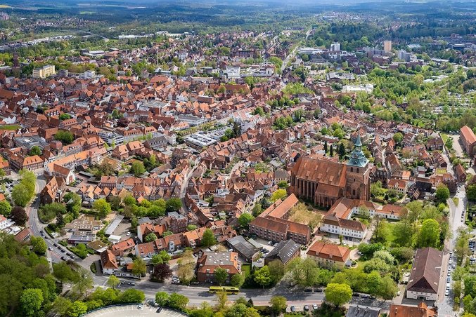 IVU Traffic Technologies AG - MOIN Lüneburg IVU.suite Sistema completo MOIN Mobilitätsinfrastruktur und -betriebs GmbH Distretto di Lüneburg integra il trasporto autobus