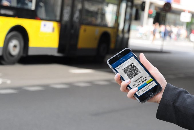 IVU Traffic Technologies AG - Interfaccia standard indipendente dal produttore per il trasporto pubblico locale HUSST interfacce aperte standard di settore digitalizzazione standard uniformi standard indipendenti dal produttore