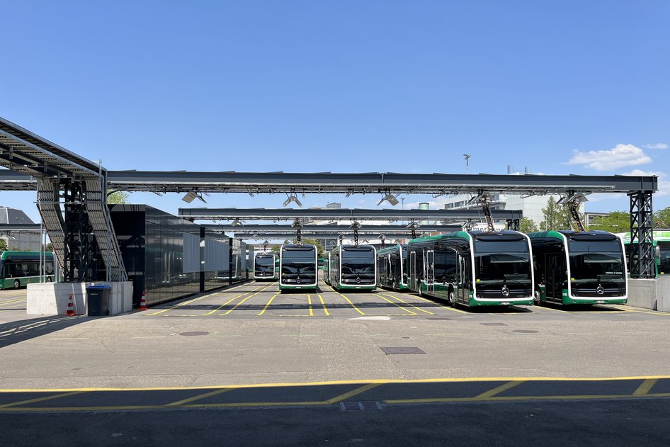 IVU Traffic Technolgies AG - Basler Verkehrs-Betriebe BVB Gestione deposito Gestione ricarica Flotta autobus elettrici Autobus diesel automatizzati in modo intelligente