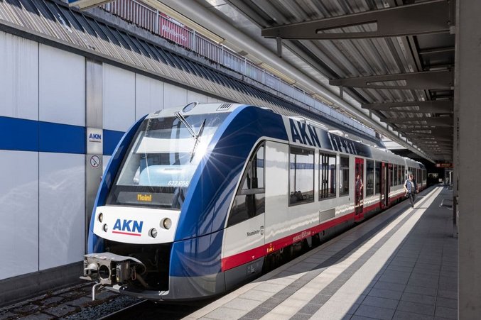 Dall'anno scorso, oltre alla collaudata soluzione informatica per la pianificazione e l’assegnazione, l'azienda beneficia per la prima volta anche della vestizione automatica (APD). 