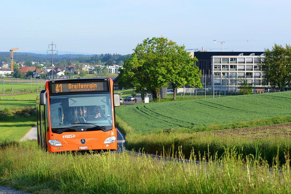 IVU Traffic Technologies - Centro di controllo per le informazioni ai passeggeri del computer di bordo degli autobus RBS BSU